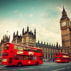 Big Ben de Londres et Autobus Rouges