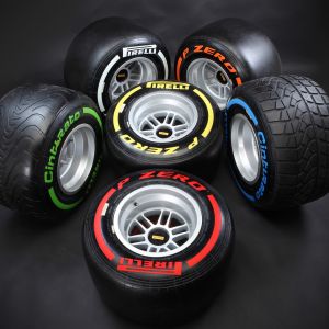 Pneus de Course Pirelli