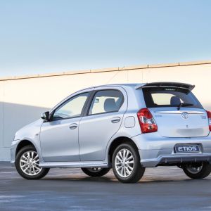 Voiture Toyota Etios Argent
