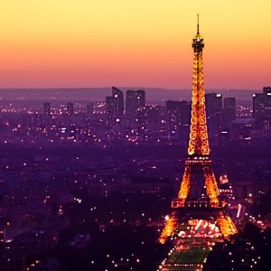 Tour Eiffel au Coucher de Soleil